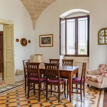 Rocca Giulia - Faboulous Castle Escape With Pool In Ostuni