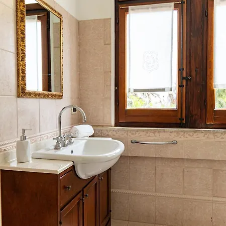 Vila Rocca Giulia - Faboulous Castle Escape With Pool In Ostuni