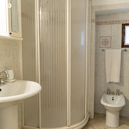 Rocca Giulia - Faboulous Castle Escape With Pool In *