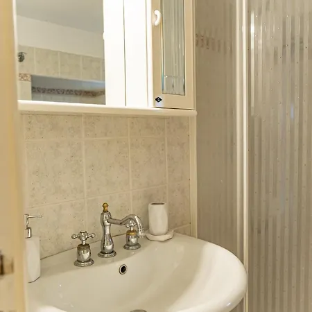 Rocca Giulia - Faboulous Castle Escape With Pool In *