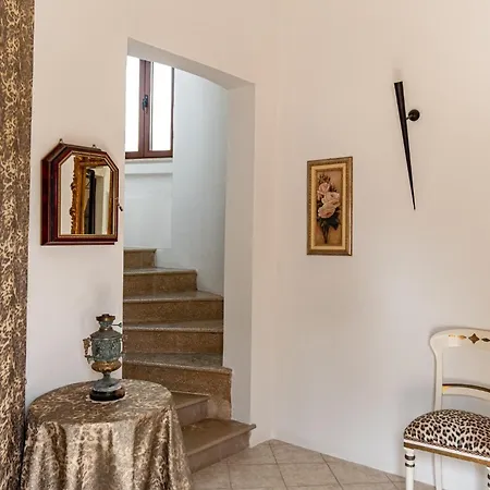 Rocca Giulia - Faboulous Castle Escape With Pool In Vila Ostuni