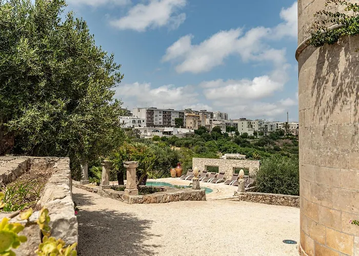 וילה Rocca Giulia - Faboulous Castle Escape With Pool In אוסטוני