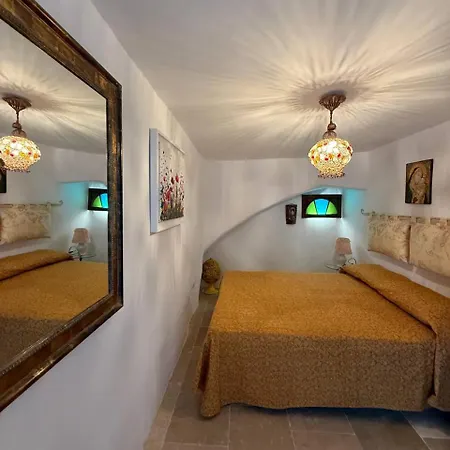 Faboulous Castle Escape With Pool In Ostuni Villa