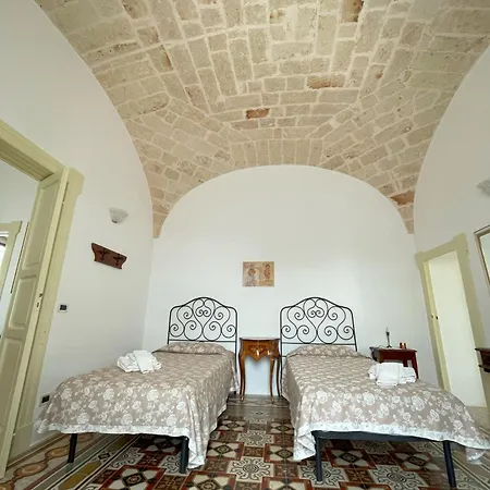 Villa Faboulous Castle Escape With Pool In Ostuni *