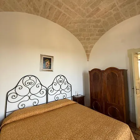 Villa Faboulous Castle Escape With Pool In Ostuni