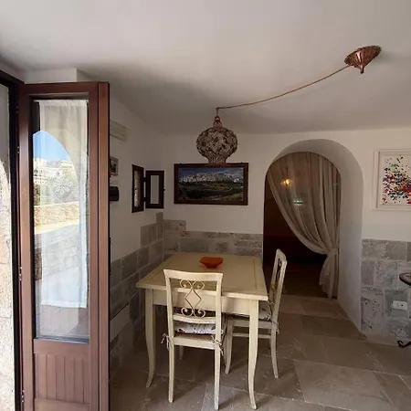 Villa Faboulous Castle Escape With Pool In Ostuni