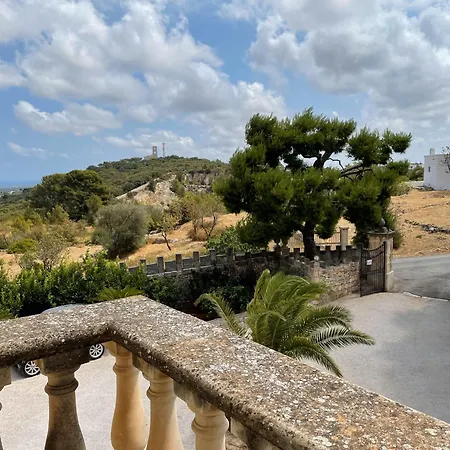 Faboulous Castle Escape With Pool In Ostuni Villa