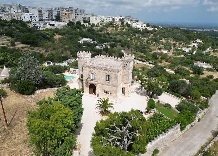 Rocca Giulia - Faboulous Castle Escape With Pool In Villa Ostuni